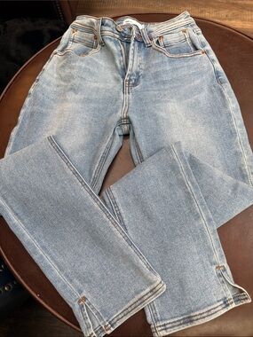 Light Blue Straight-Leg Women's Jeans - Unbranded